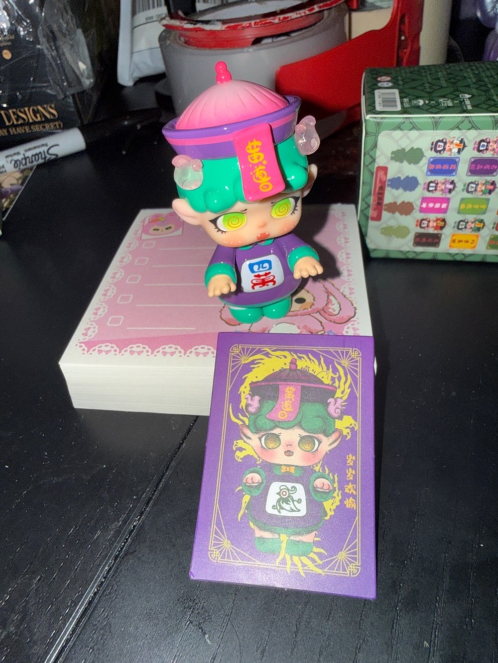 Migo Happy Ghost Player - Green/Purple